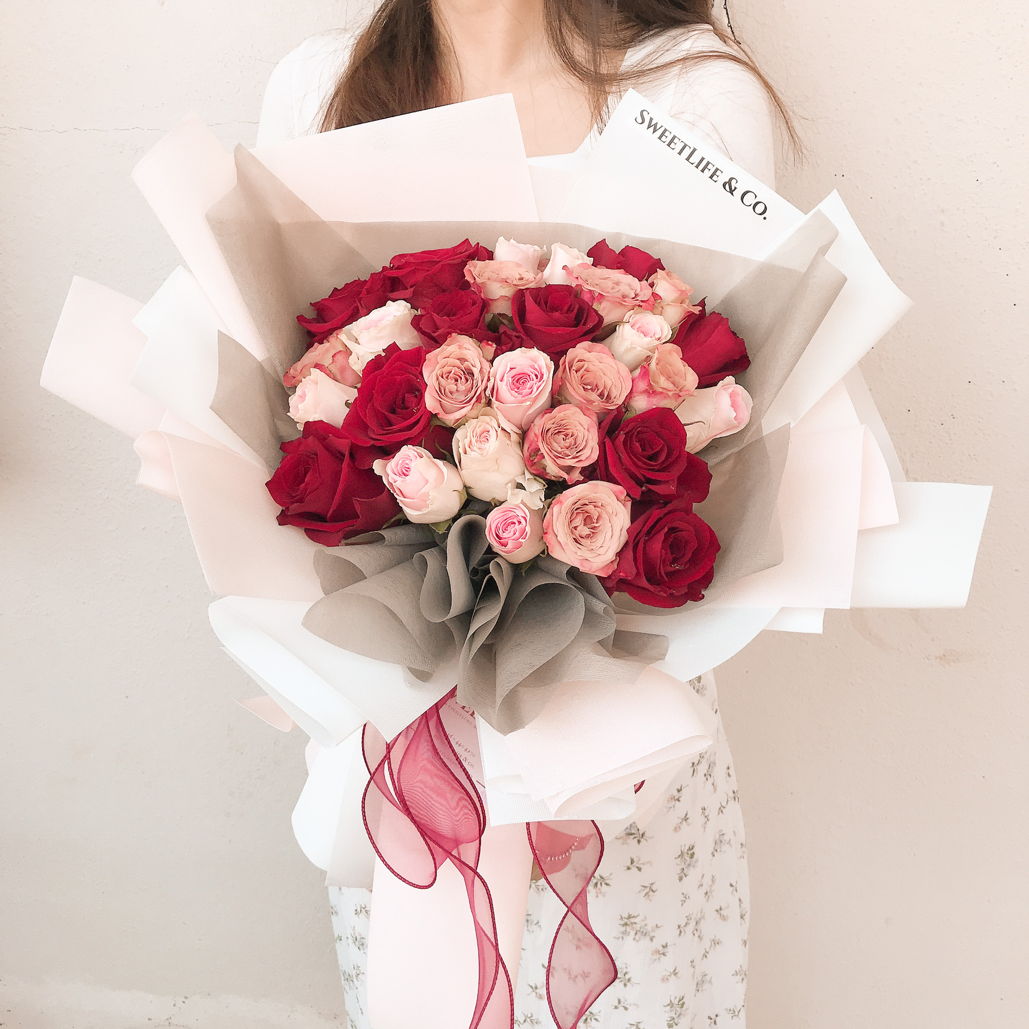 TIANA Red Roses Bouquet Flower Delivery Penang