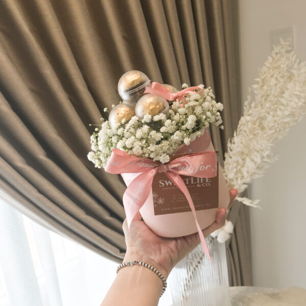 Cutie Baby Breath Flowers with Chocolate Flower Box. Chocolate bouquet. SweetLife & Co Penang Florist.