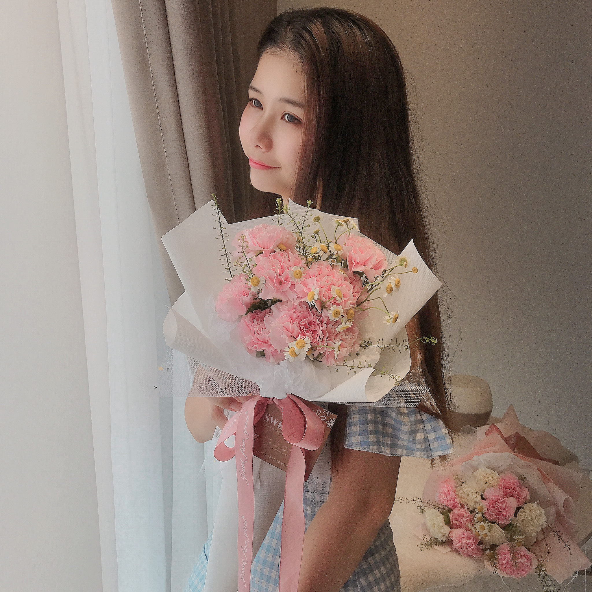 VALERIE Carnation Bouquet - Flower Delivery Penang | SweetLife & Co.