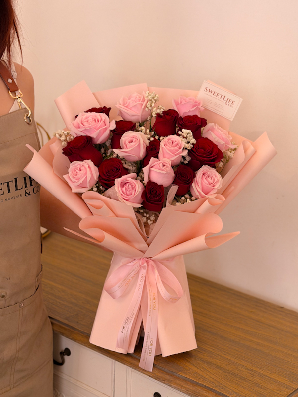 ELLEN Red & Pink Rose Bouquet L by SweetLife & Co. Florist Penang