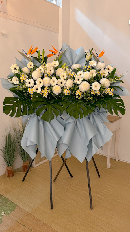 CONSOLE Condolence Flower Stand by SweetLife & Co. Florist Penang